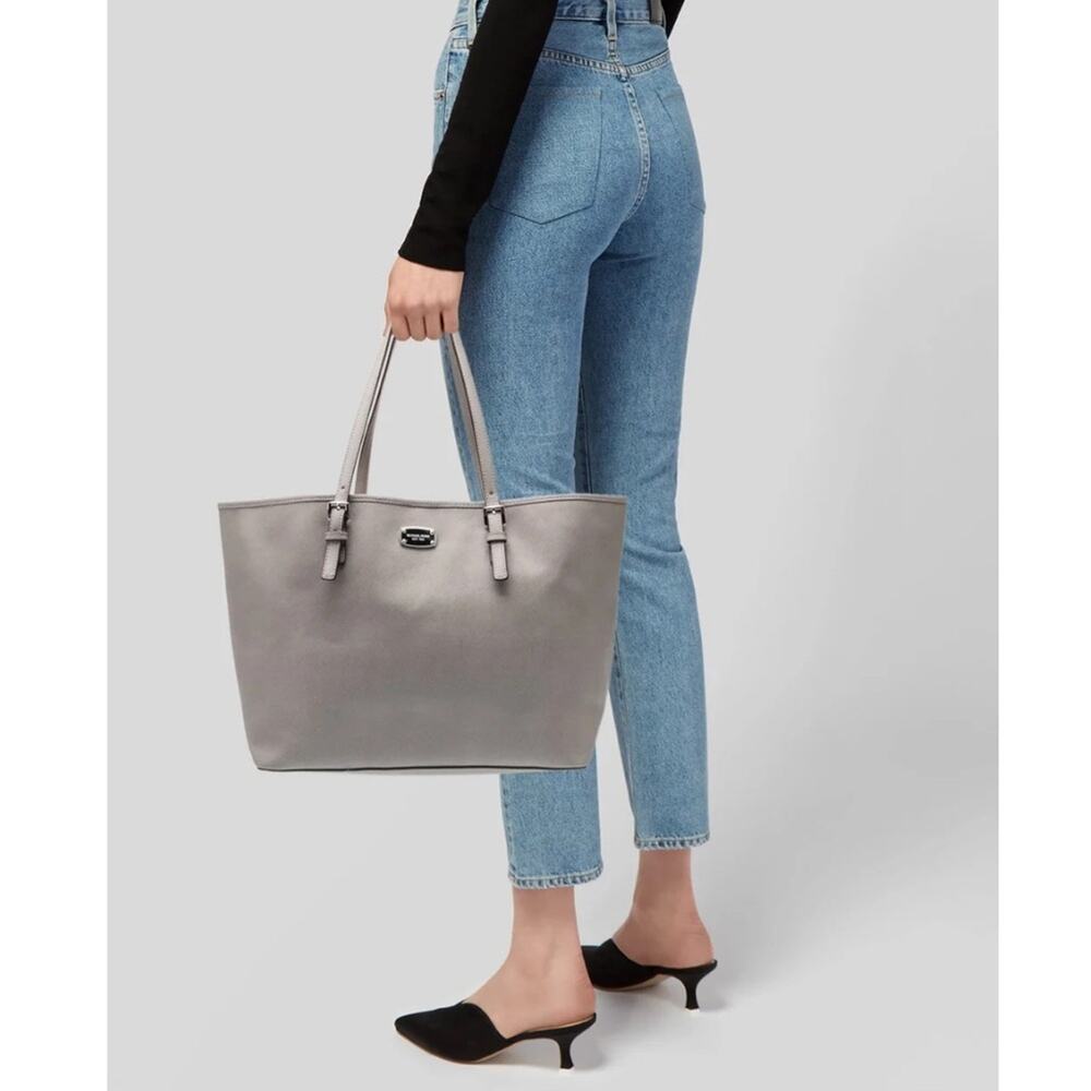 MICHAEL KORS Grey Saffiano Leather XL TOTE BAG Like NEW No Callouts Retail $340